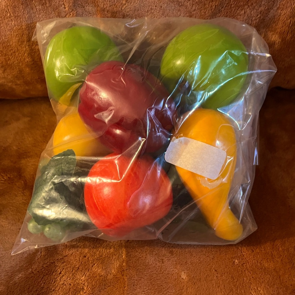 Plastic fruit apples,green & purple grapes, Pear,green & red bell pepper,squash